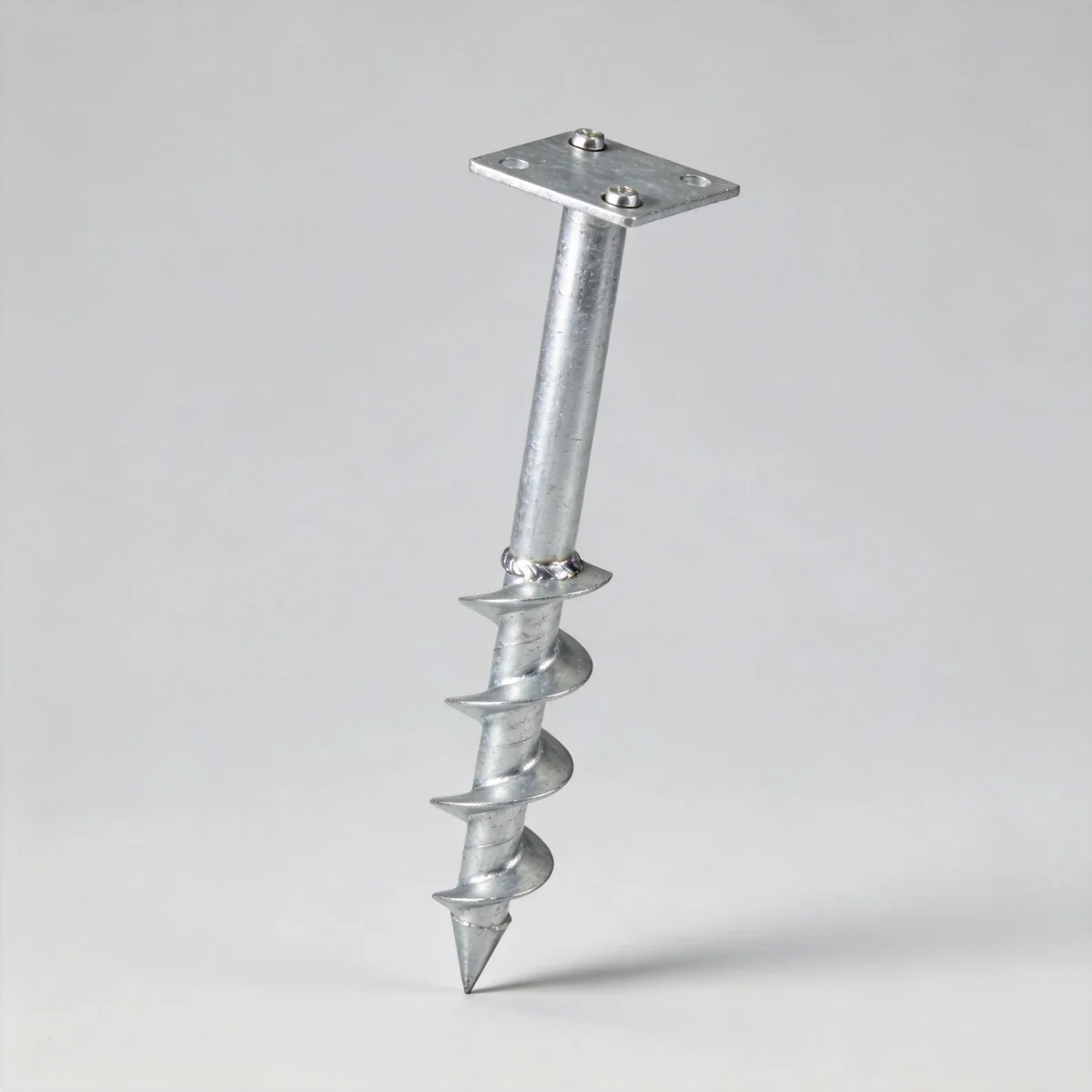 Single helical solar earth screw with galvanized finish